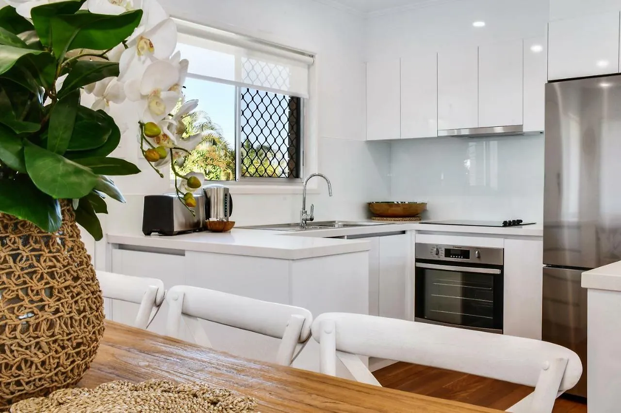 Rosies Bach Villa Maroochydore 0*,  Australia